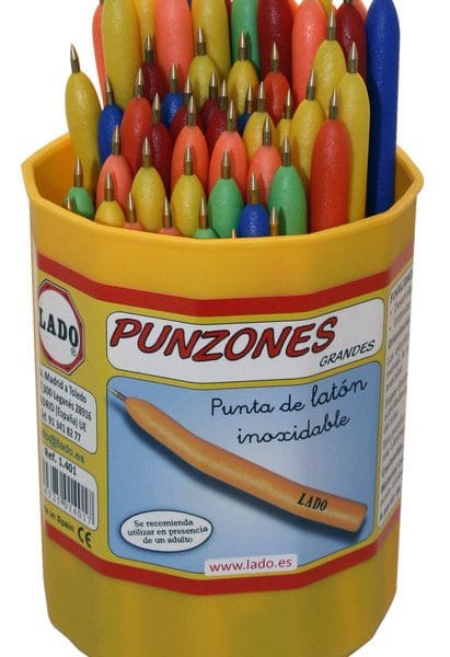 punzon de picado con cuerpo de plástico y punta de metal para picado marca Lado